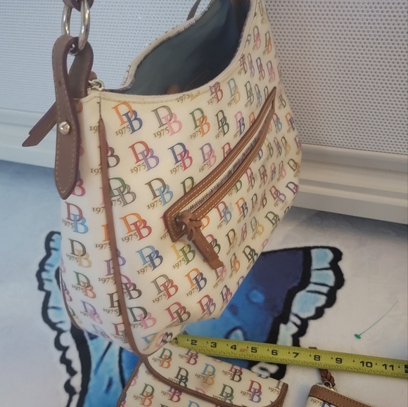 Dooney and bourkes purse set colorful - Picture 13 of 16